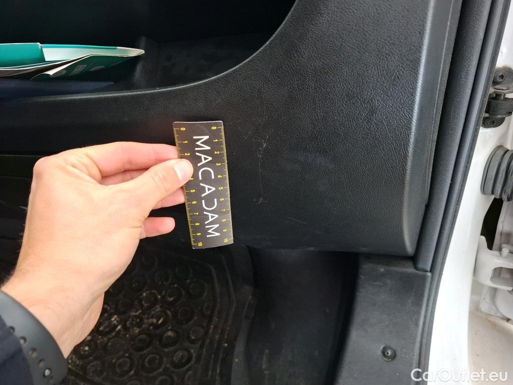  Peugeot  Boxer  Fourgon 330 L1H1 Asphalt BlueHDi 120 Stop&Start 2.2 120CV BVM6 #13