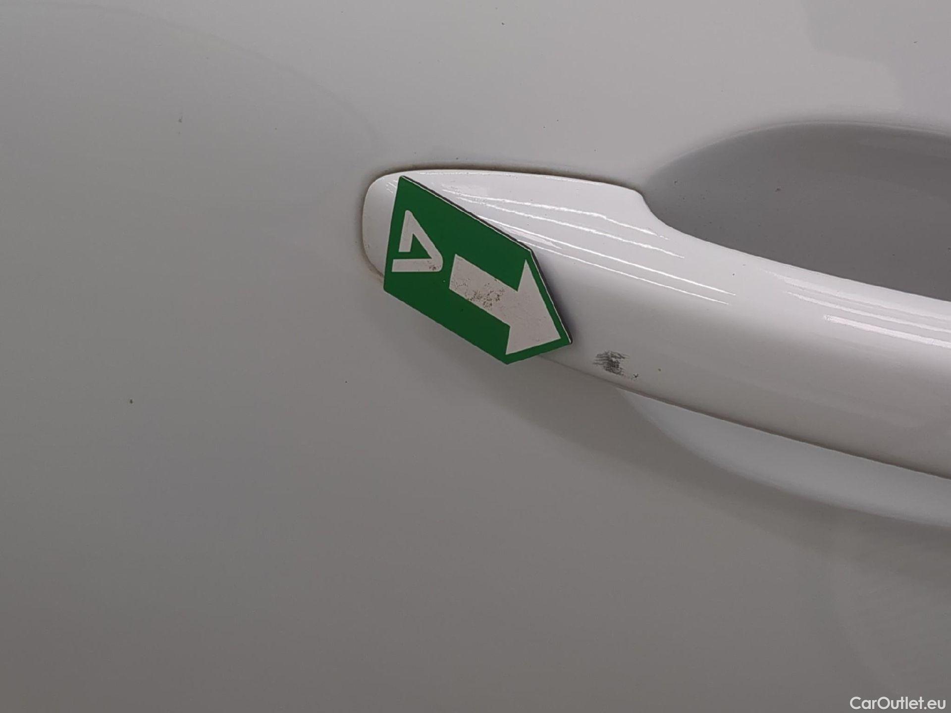  Renault  Clio  V Société Air Nav 1.5 dCi 85CV BVM6 E6dT #17