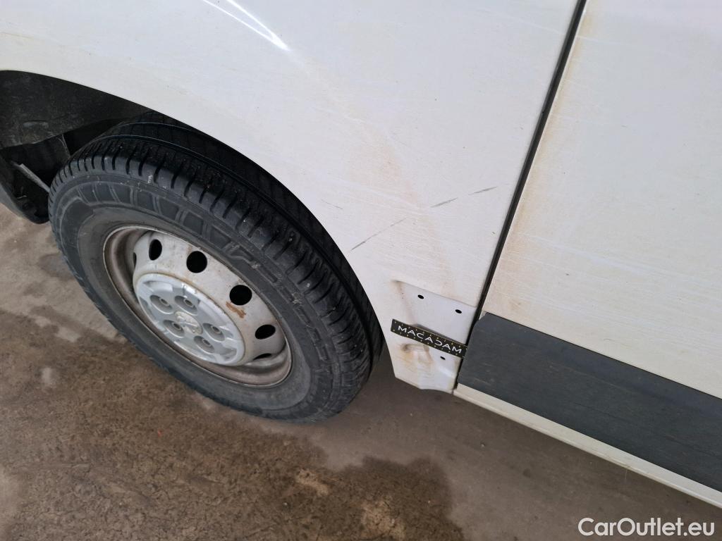  Peugeot  Boxer  Fourgon 330 L1H1 Asphalt BlueHDi 120 Stop&Start 2.2 120CV BVM6 #15