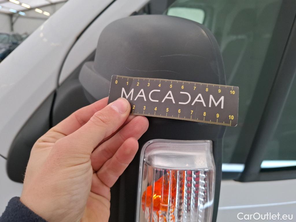  Peugeot  Boxer  Fourgon 330 L1H1 Asphalt BlueHDi 120 Stop&Start 2.2 120CV BVM6 #26