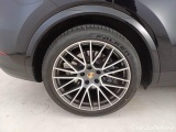  Porsche  Cayenne PORSCHE  COUPE / 2019 / 5P / SUV 3.0 V6 E-HYBRID #18