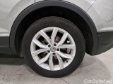  Volkswagen  Tiguan VOLKSWAGEN  / 2016 / 5P / SUV 2.0 TDI SCR 110KW BUSINESS BMT DSG #19