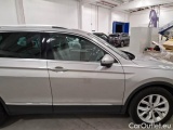  Volkswagen  Tiguan VOLKSWAGEN  / 2016 / 5P / SUV 2.0 TDI SCR 110KW BUSINESS BMT DSG #34