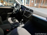  Volkswagen  Tiguan VOLKSWAGEN  / 2016 / 5P / SUV 2.0 TDI SCR 110KW BUSINESS BMT DSG #162