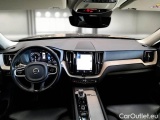  Volvo  XC60 VOLVO  / 2017 / 5P / SUV B4 D AWD GEARTR. INSCRIPTION #3
