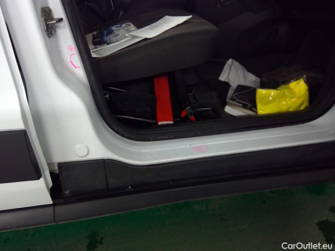  Ford  Transit Connect Tr.Conn.TDCi 100 22 L2 A Trend #18