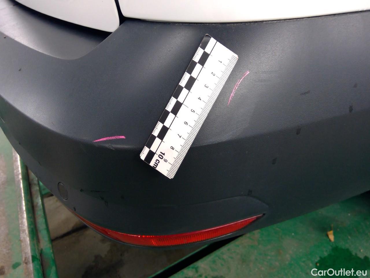  Volkswagen  Caddy  TDI 75 Maxi Aut. #7