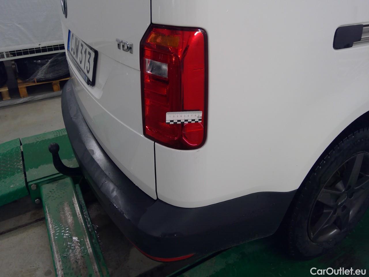  Volkswagen  Caddy  TDI 75 Maxi Aut. #23