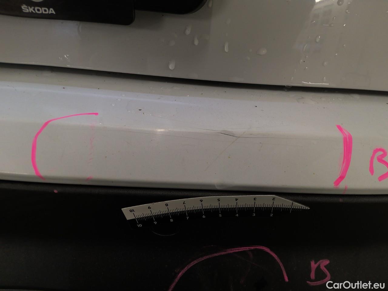  Skoda  ENYAQ  iV80 5d #4