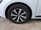  Renault  Clio RENAULT  / 2019 / 5P / BERLINA 1.0 TCE 66KW EQUILIBRE #33