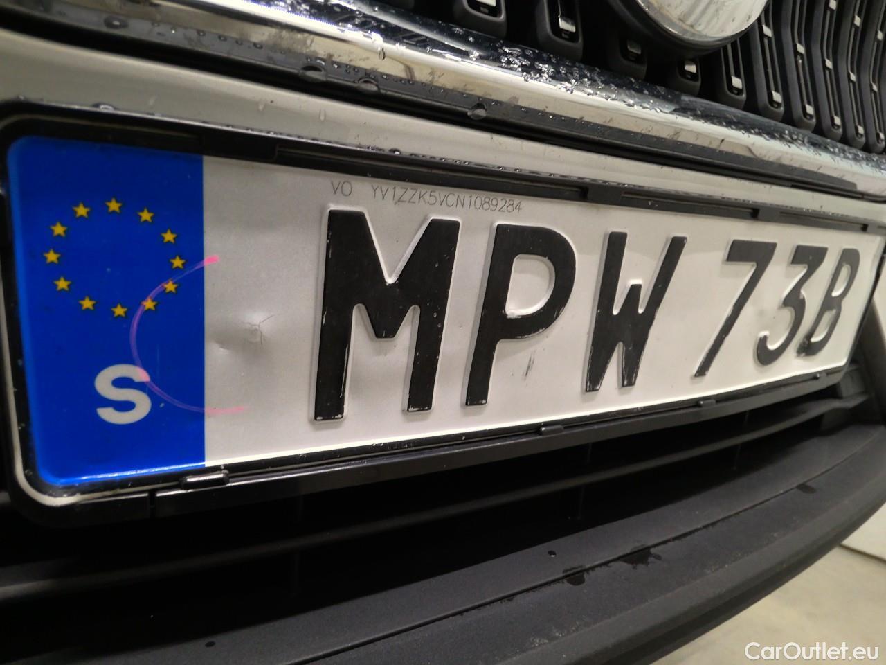  Volvo  V60  CC B4D Ad.Na.P.Ed. AWD Aut #1