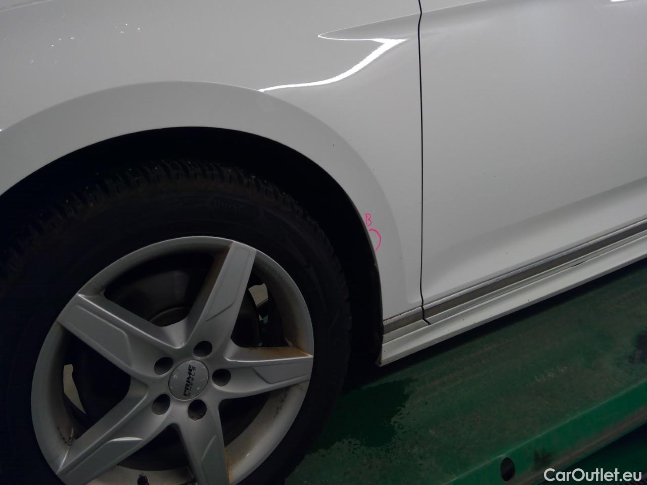  Volkswagen  Passat  SC TDI 190 GT Aut. #9