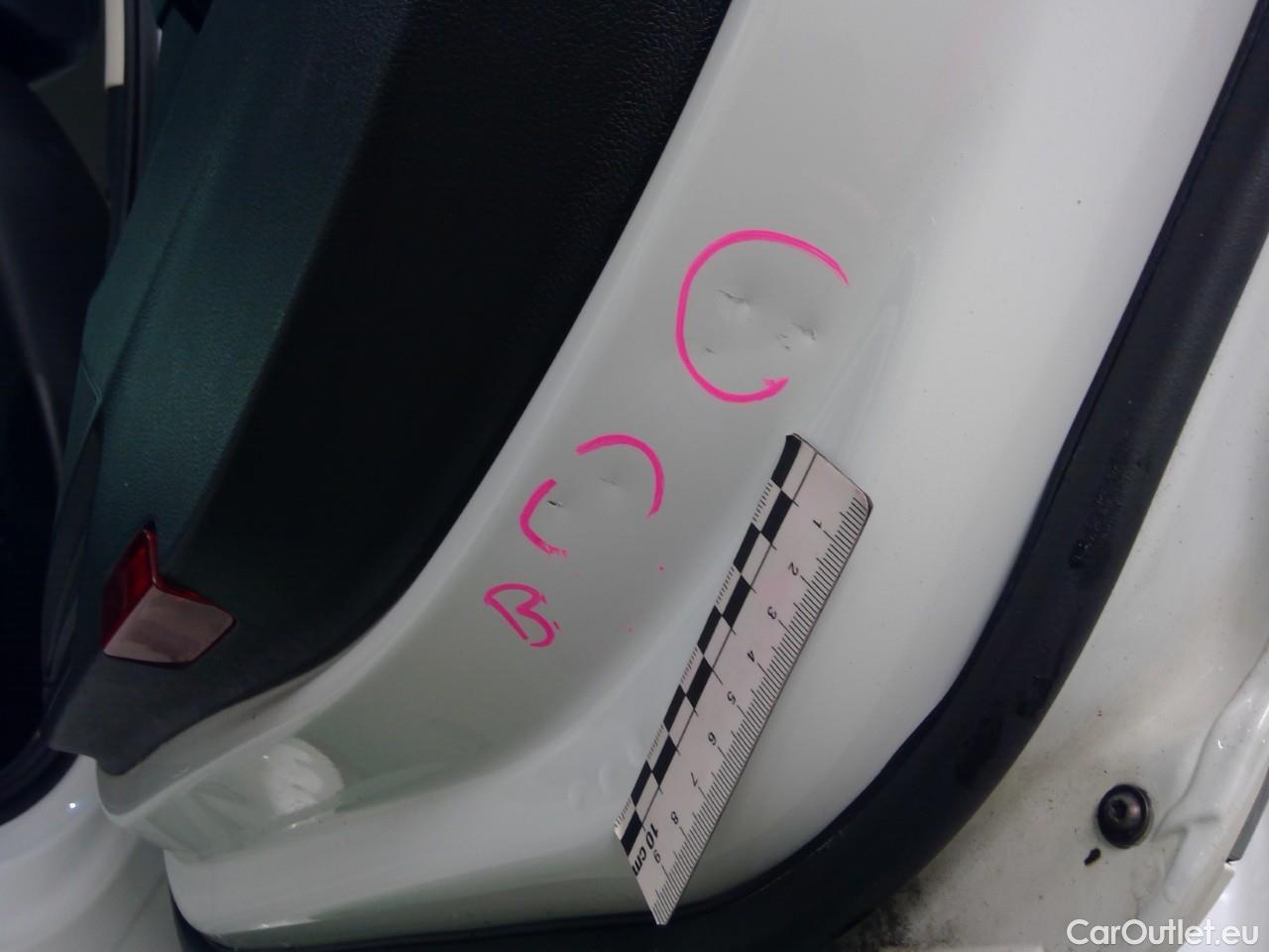  Volkswagen  Passat  SC TDI 190 GT Aut. #31