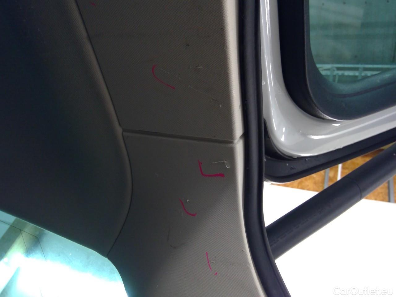  Volkswagen  Passat  SC TDI 190 GT Aut. #4