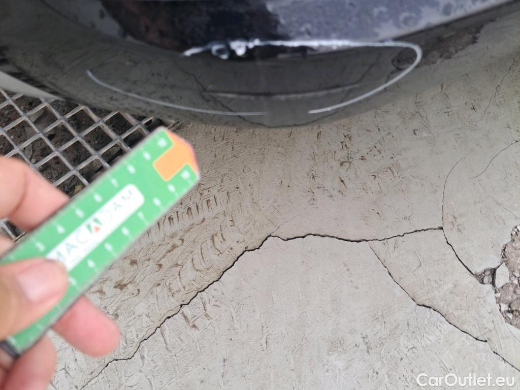  Toyota  RAV4 TOYOTA  / 2018 / 5P / todoterreno 2.5l 220H Style #12