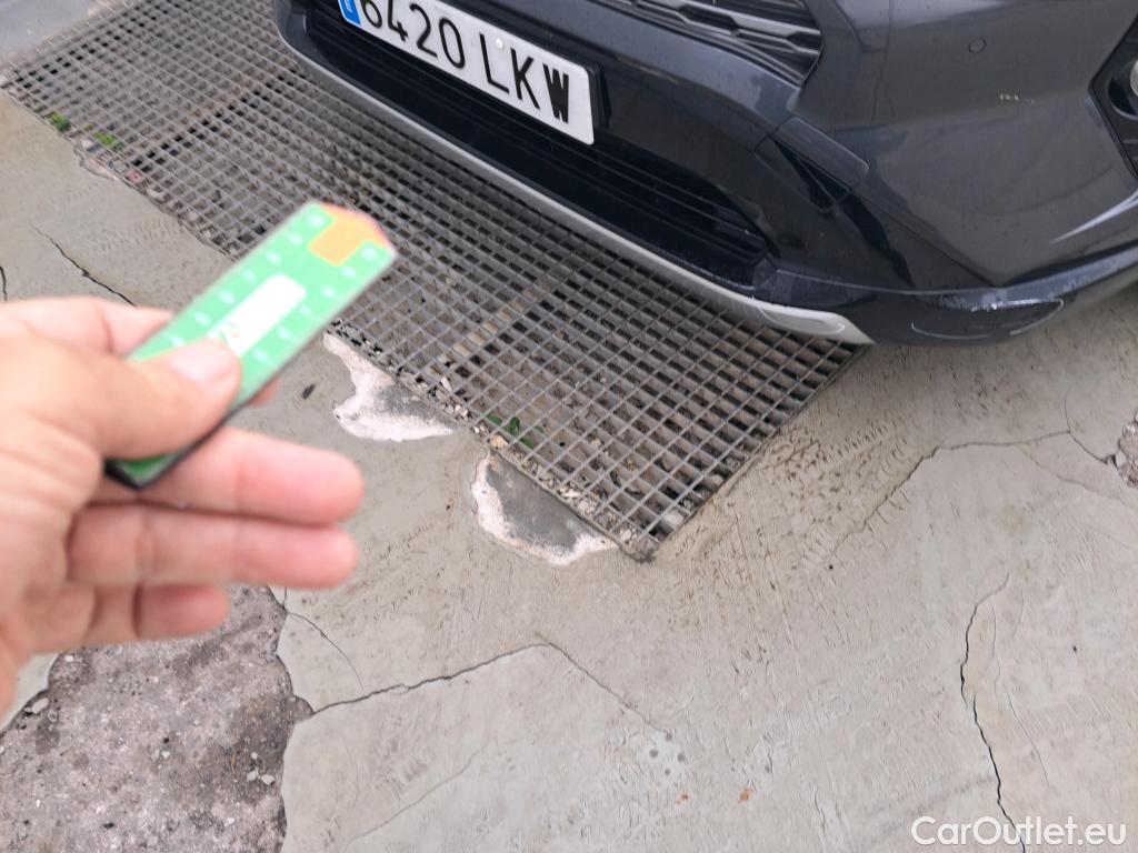  Toyota  RAV4 TOYOTA  / 2018 / 5P / todoterreno 2.5l 220H Style #13