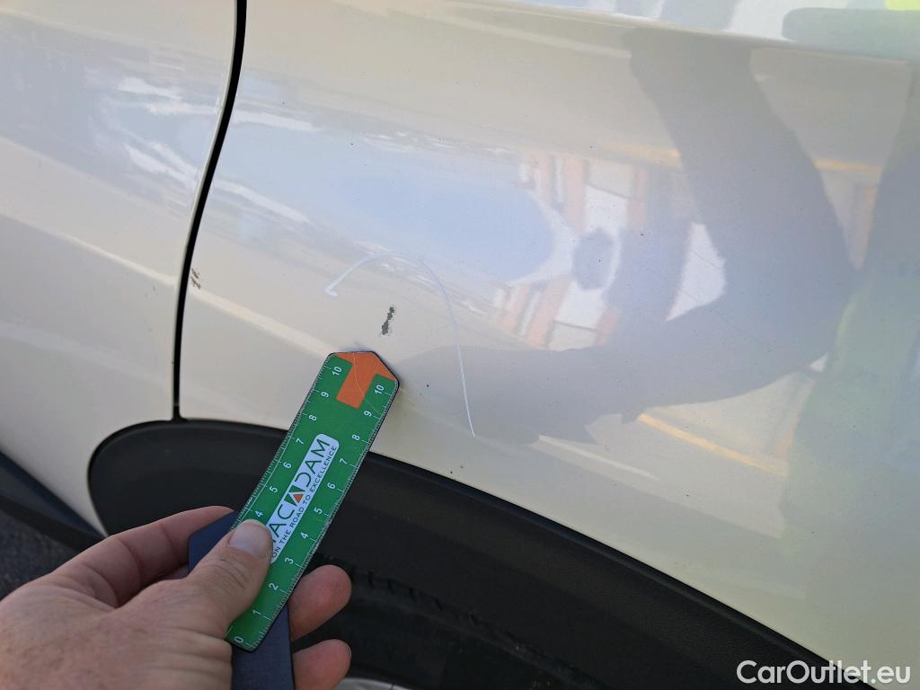  Peugeot  3008 PEUGEOT  / 2020 / 5P / todoterreno 1.5 BlueHDi 96kW (130CV) S&S Active Pack (AC4) #18