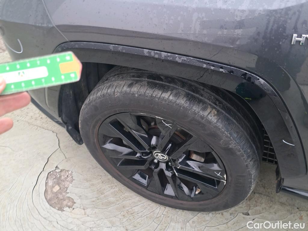  Toyota  RAV4 TOYOTA  / 2018 / 5P / todoterreno 2.5l 220H Style #17