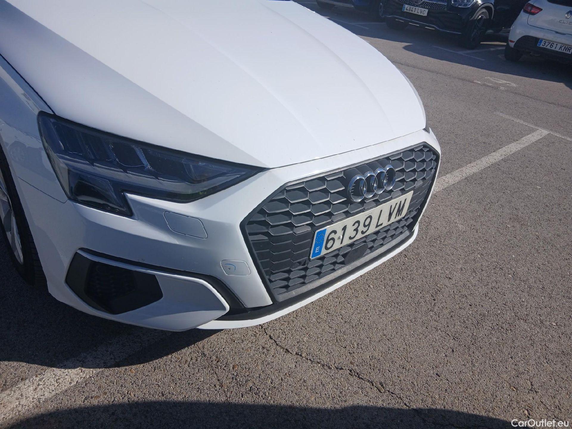  Audi  A3 AUDI  / 2020 / 5P / berlina con portón Sportback 30 TFSI 81kW (110CV) S tronic #3