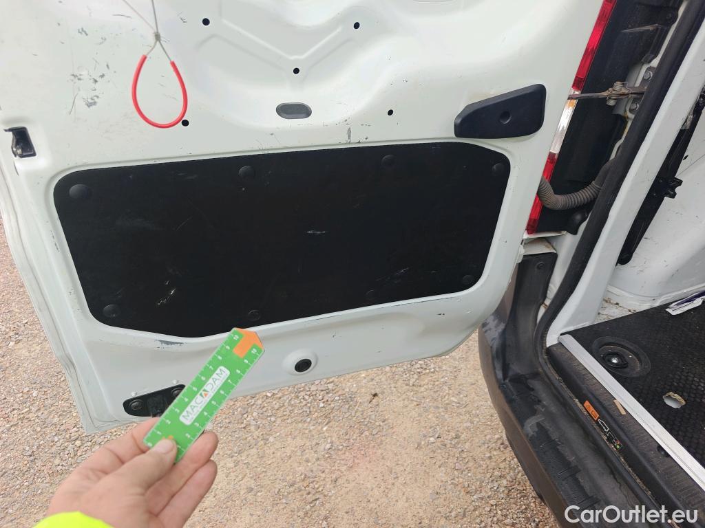  Dacia  Dokker DACIA  / 2013 / 4P / furgón derivado de turismo Van Essential Blue dCi 70kW (95CV) #48