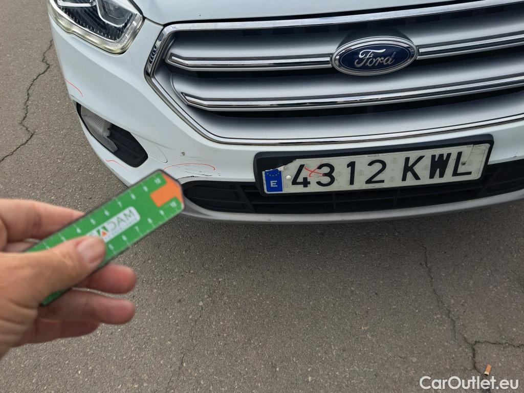  Ford  Kuga FORD  / 2016 / 5P / todoterreno 1.5 EcoBoost 88kW 4x2 Trend+ (CX) #26