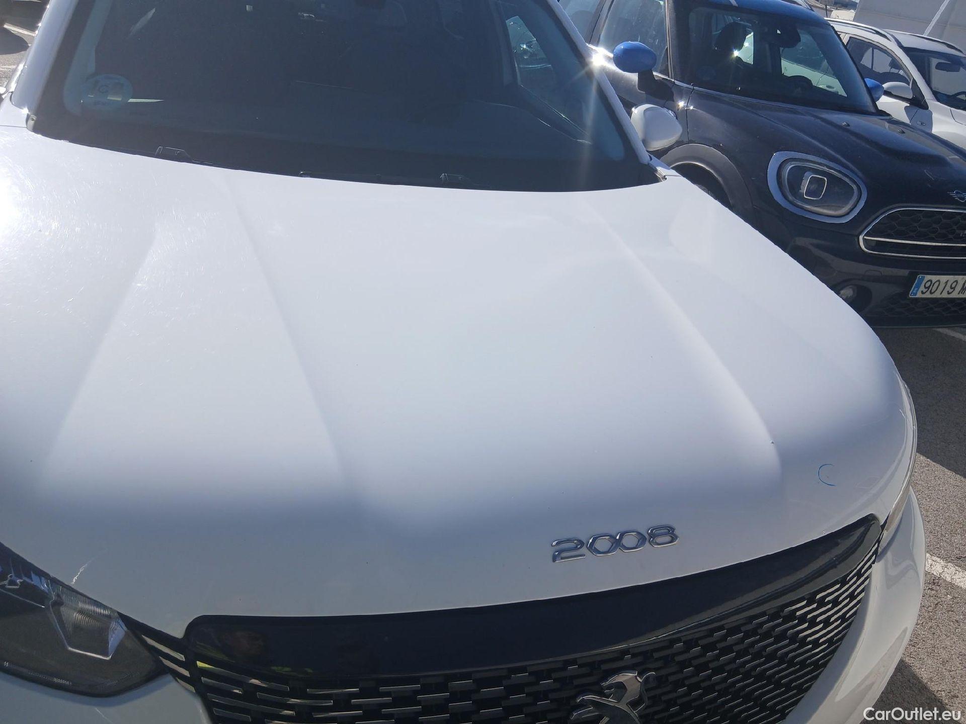  Peugeot  2008 PEUGEOT  / 2019 / 5P / todoterreno Allure Pack BlueHDI 81kW (110CV) (AC) #12