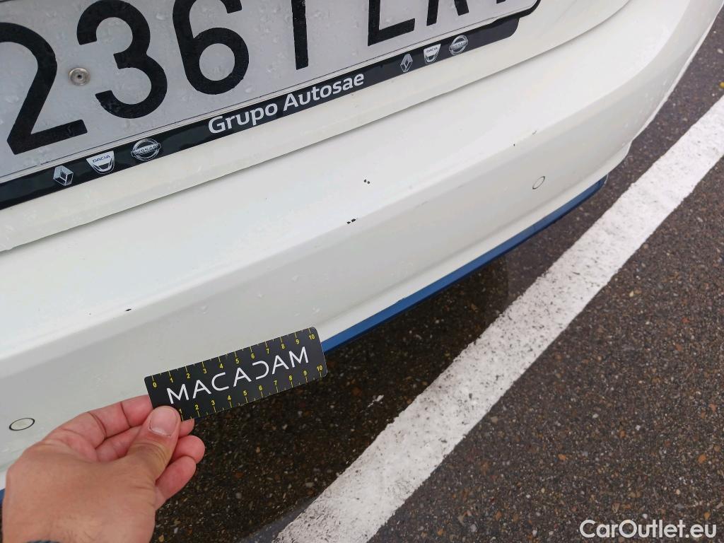  Nissan  Leaf NISSAN  / 2017 / 5P / berlina con portón 40kWh N-Connecta #24