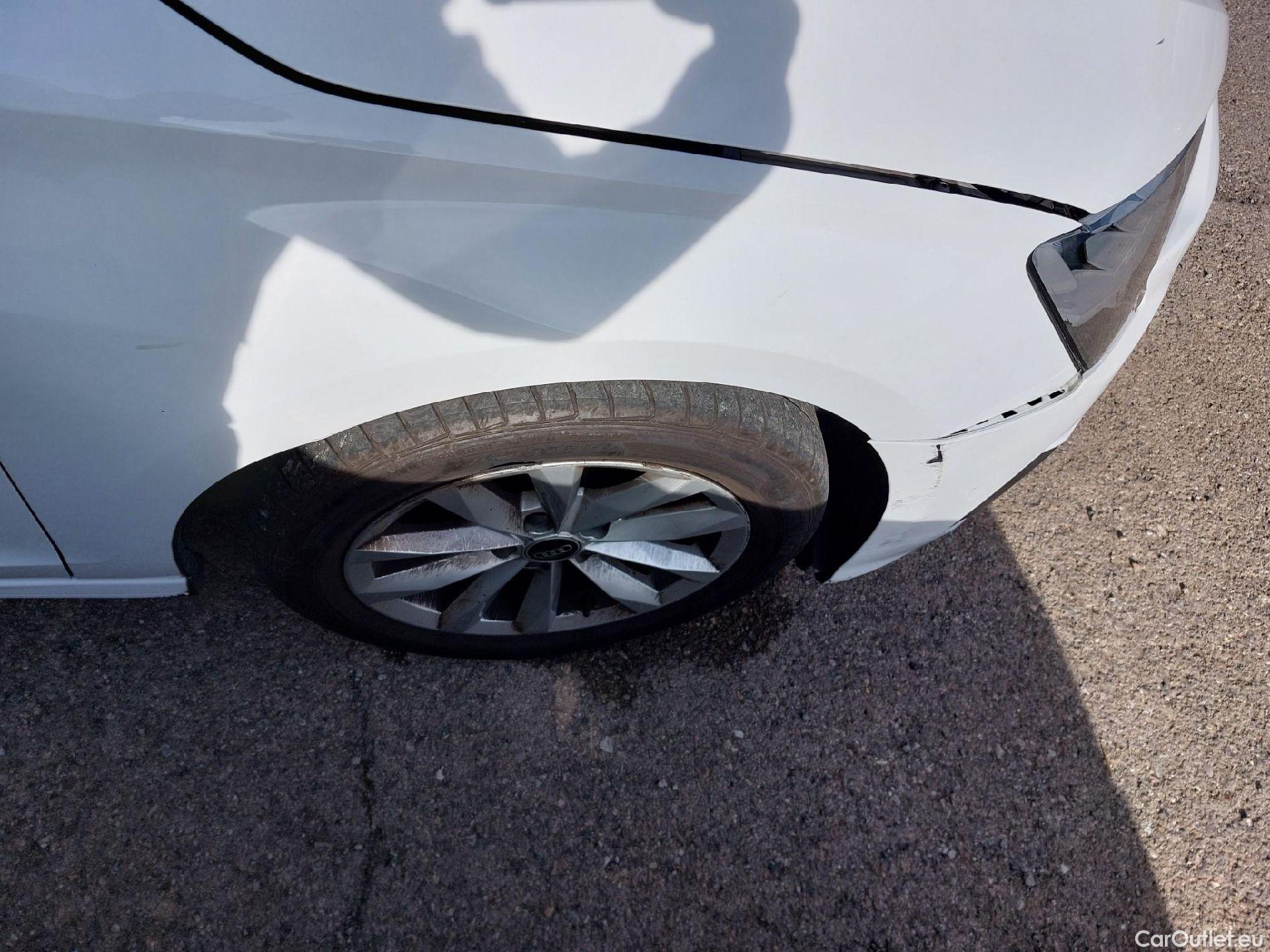  Audi  A3 AUDI  / 2020 / 5P / berlina con portón Sportback 30 TFSI 81kW (110CV) S tronic #44