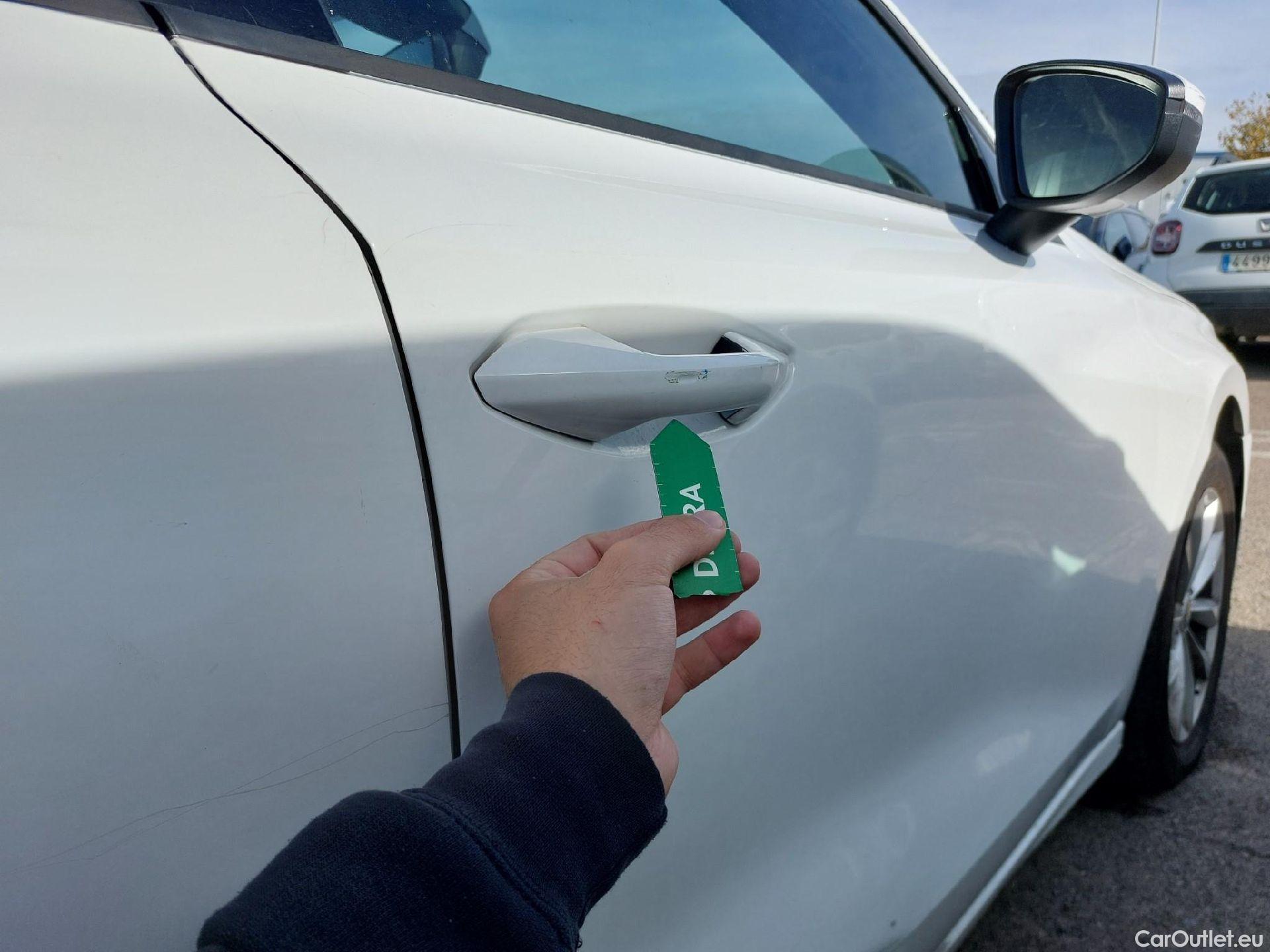  Audi  A3 AUDI  / 2020 / 5P / berlina con portón Sportback 30 TFSI 81kW (110CV) S tronic #39