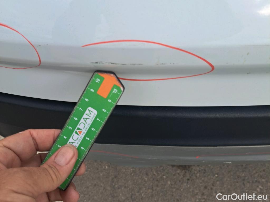  Ford  Kuga FORD  / 2016 / 5P / todoterreno 1.5 EcoBoost 88kW 4x2 Trend+ (CX) #29