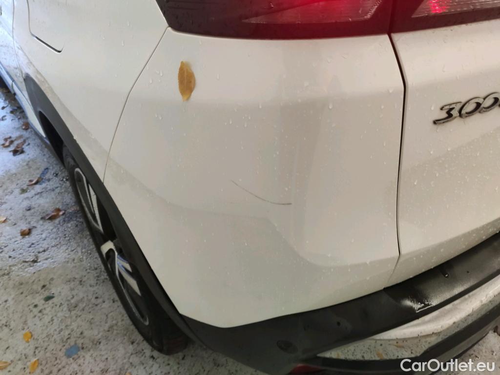  Peugeot  3008 PEUGEOT  Hybrid / 2016 / 5P / todoterreno 225 e-EAT8 Allure #30