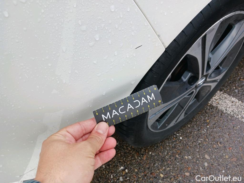  Nissan  Leaf NISSAN  / 2017 / 5P / berlina con portón 40kWh N-Connecta #22