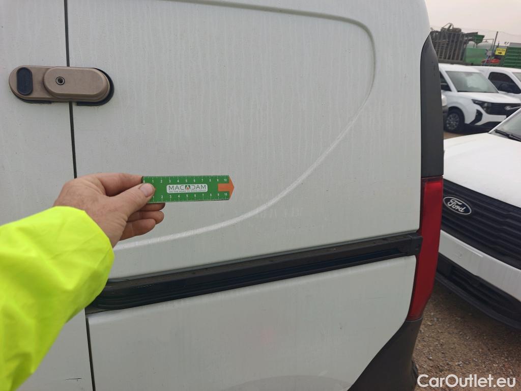  Dacia  Dokker DACIA  / 2013 / 4P / furgón derivado de turismo Van Essential Blue dCi 70kW (95CV) #3