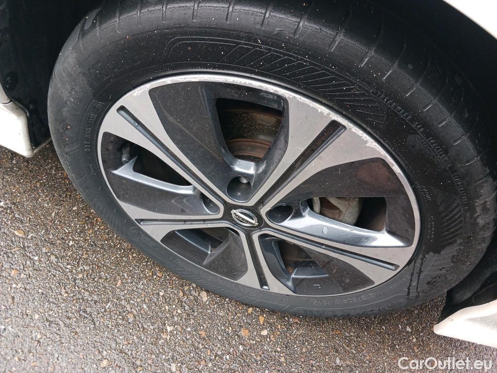  Nissan  Leaf NISSAN  / 2017 / 5P / berlina con portón 40kWh N-Connecta #3