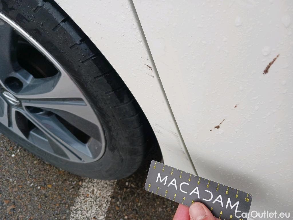  Nissan  Leaf NISSAN  / 2017 / 5P / berlina con portón 40kWh N-Connecta #12