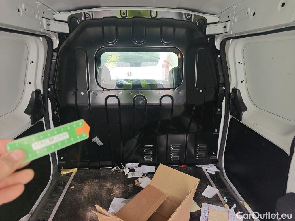  Dacia  Dokker DACIA  / 2013 / 4P / furgón derivado de turismo Van Essential Blue dCi 70kW (95CV) #46
