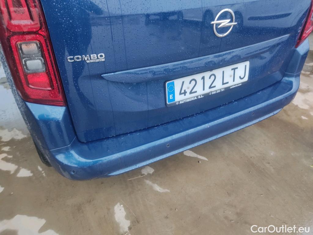  Opel  Combo OPEL  Life / 2018 / 5P / monovolumen compacto 1.5 TD 96kW (130CV) S/S Edition Plus L #19