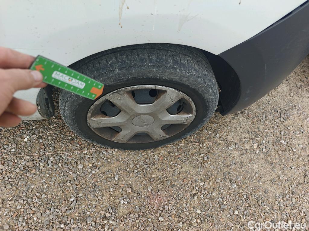  Dacia  Dokker DACIA  / 2013 / 4P / furgón derivado de turismo Van Essential Blue dCi 70kW (95CV) #34