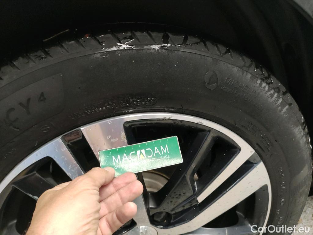  Peugeot  3008 PEUGEOT  Hybrid / 2016 / 5P / todoterreno 225 e-EAT8 Allure #8