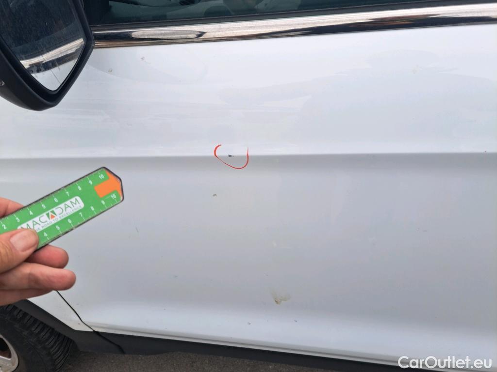  Ford  Kuga FORD  / 2016 / 5P / todoterreno 1.5 EcoBoost 88kW 4x2 Trend+ (CX) #34