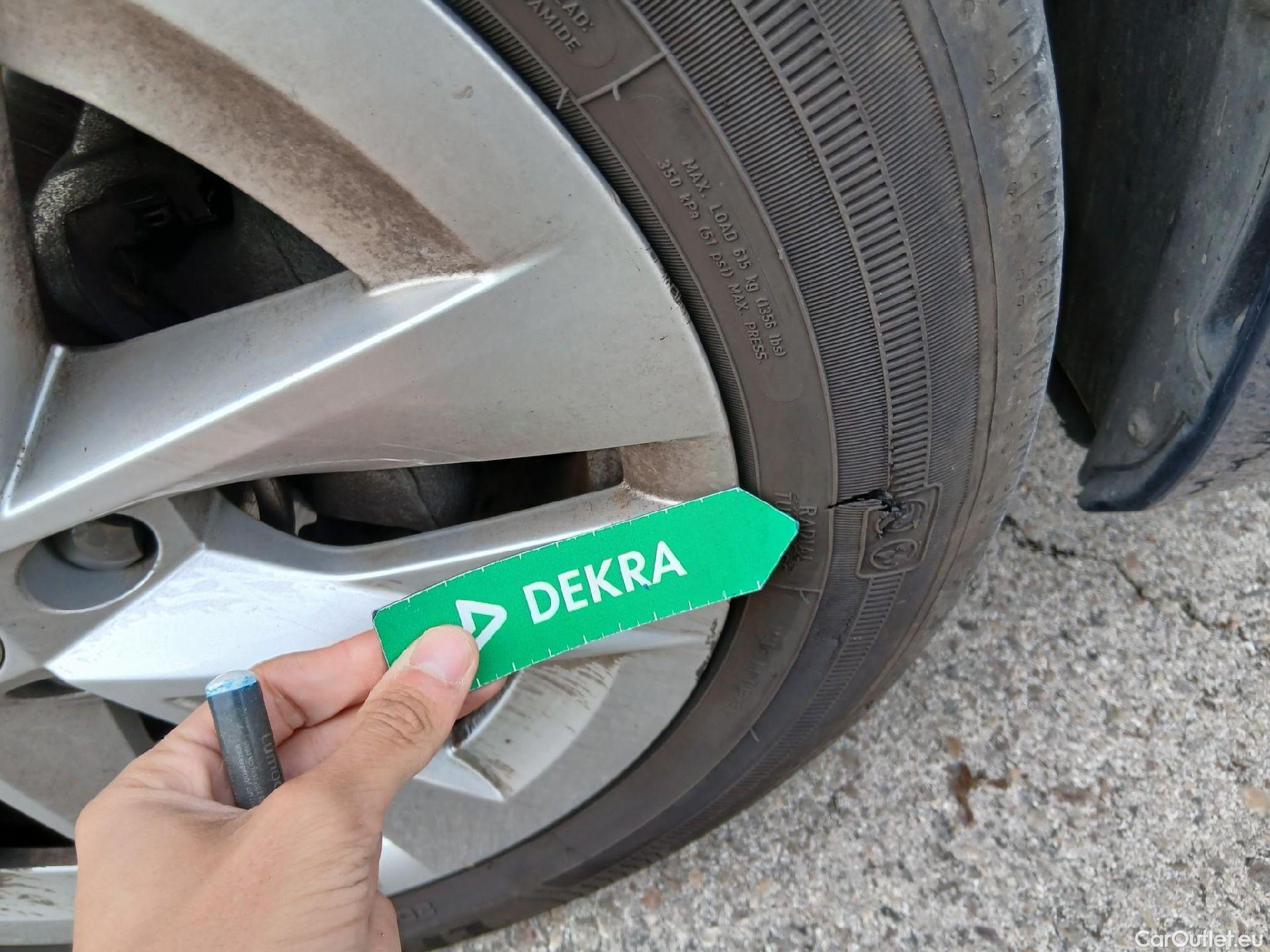  Skoda  Octavia  Berlina Style 2.0 TDI 150CV AT7 E6dT #9