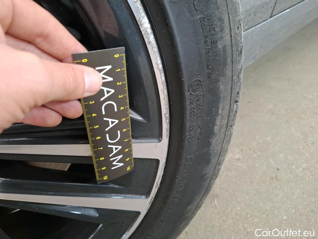  Bmw  Serie 1 BMW Série 1 / 2019 / 5P / Berline 116i DKG7 Business Design #17