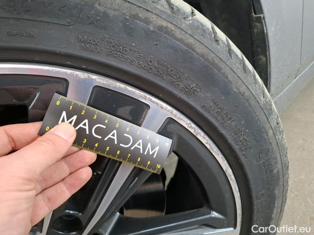  Bmw  Serie 1 BMW Série 1 / 2019 / 5P / Berline 116i DKG7 Business Design #16