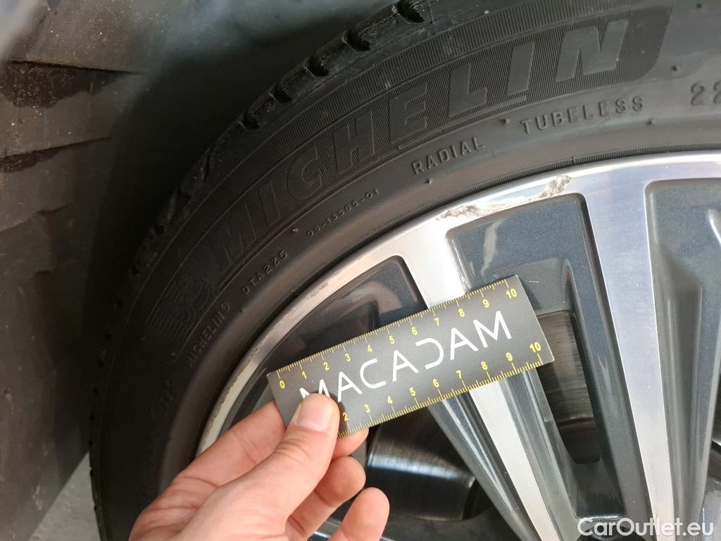  Bmw  Serie 1 BMW Série 1 / 2019 / 5P / Berline 116i DKG7 Business Design #26