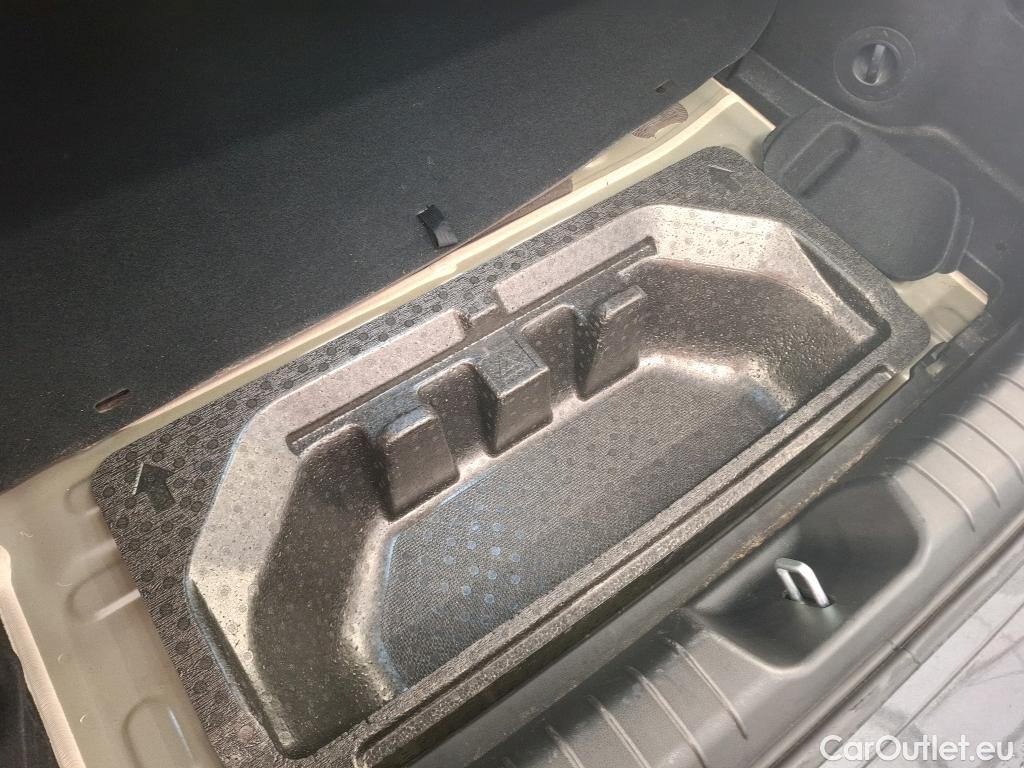  Hyundai   Ioniq Ioniq 6 Creative Electrique 77kWh BVA #10