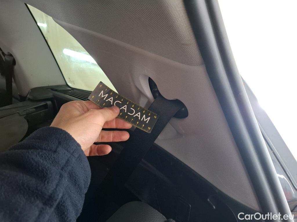  Bmw  Serie 2 Série 2 Gran Tourer 218i Lounge 1.5 140CV BVA7 E6dT #9