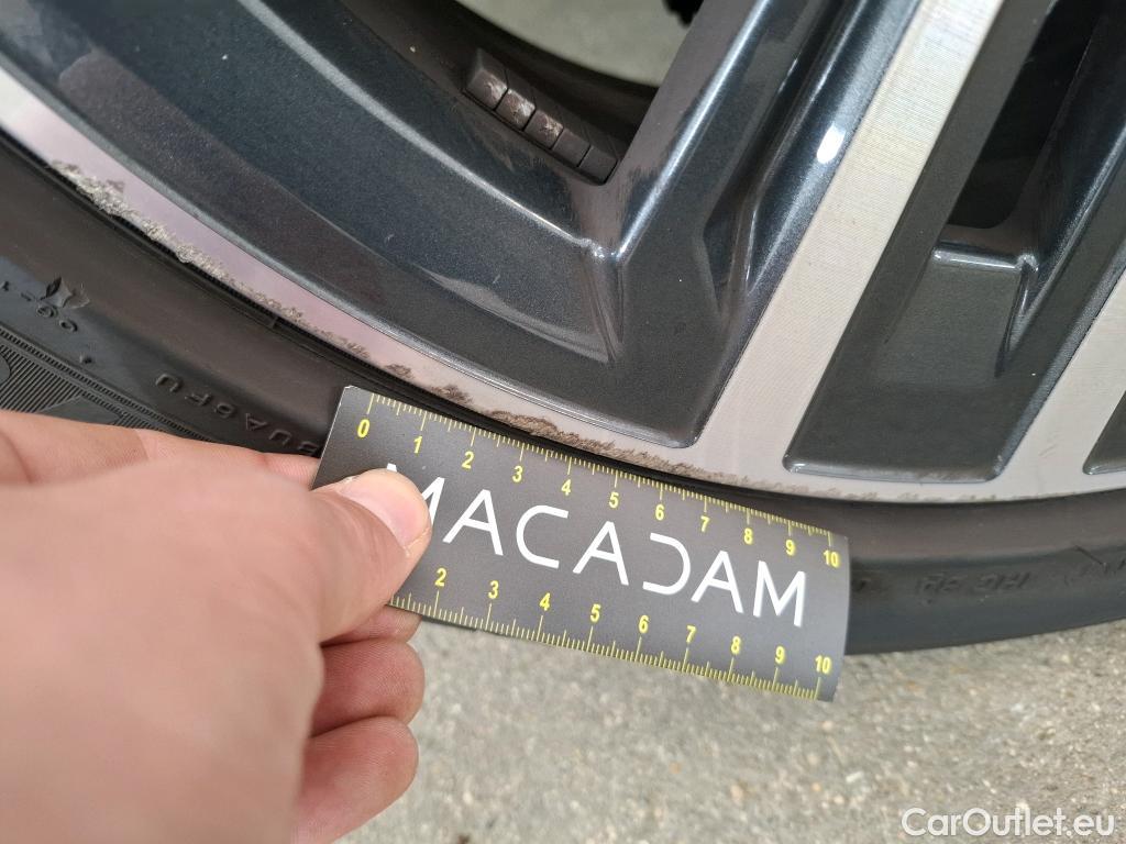  Bmw  Serie 1 BMW Série 1 / 2019 / 5P / Berline 116i DKG7 Business Design #33