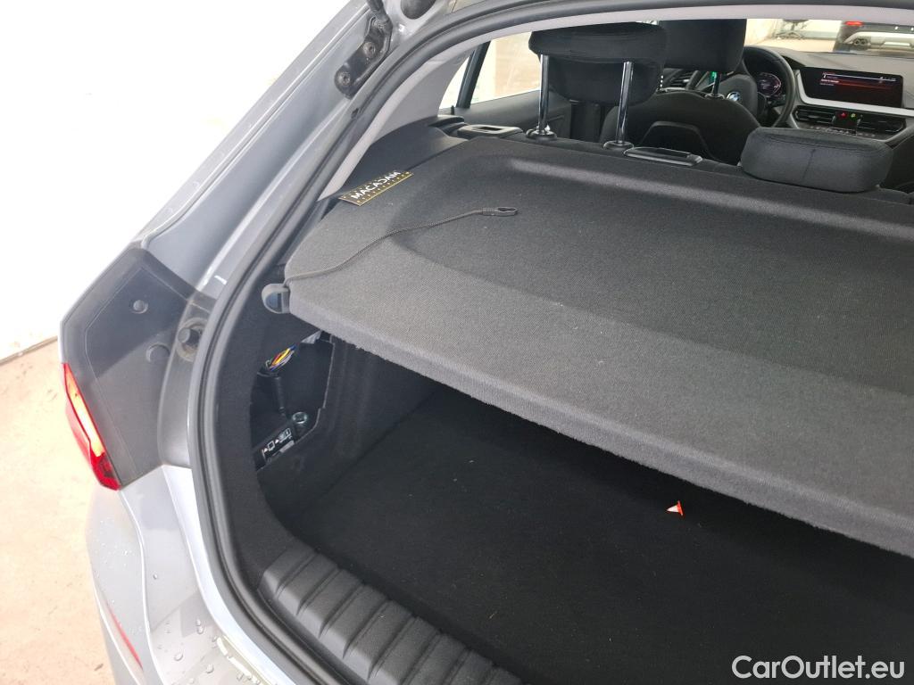  Bmw  Serie 1 BMW Série 1 / 2019 / 5P / Berline 116i DKG7 Business Design #35