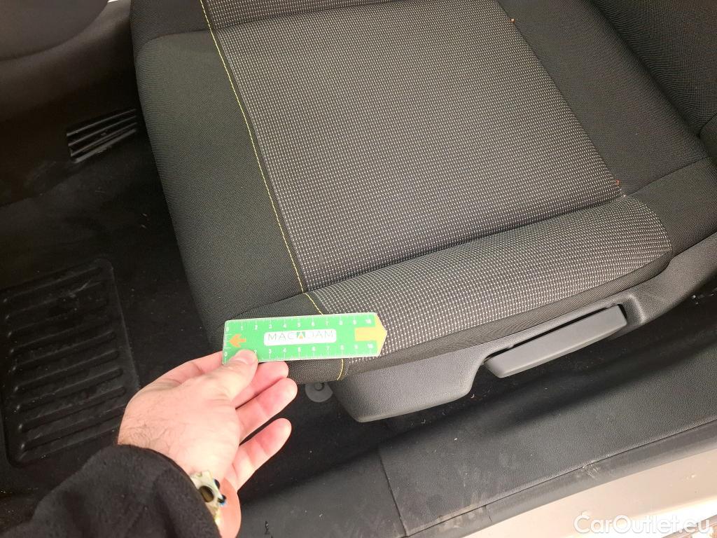  Citroen  C3  Max 1.2 PureTech 110CV BVA6 6E #4