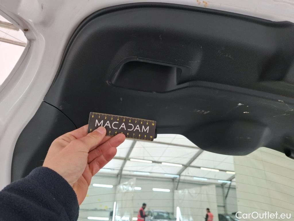  Peugeot  208  Active 1.2 PureTech 80CV BVM5 E6 #10